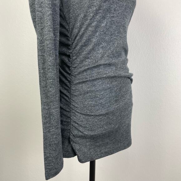 Lola & Sophie | Dark Gray Side Cinch V-neck Long Sleeve Tee - Picture 3 of 5
